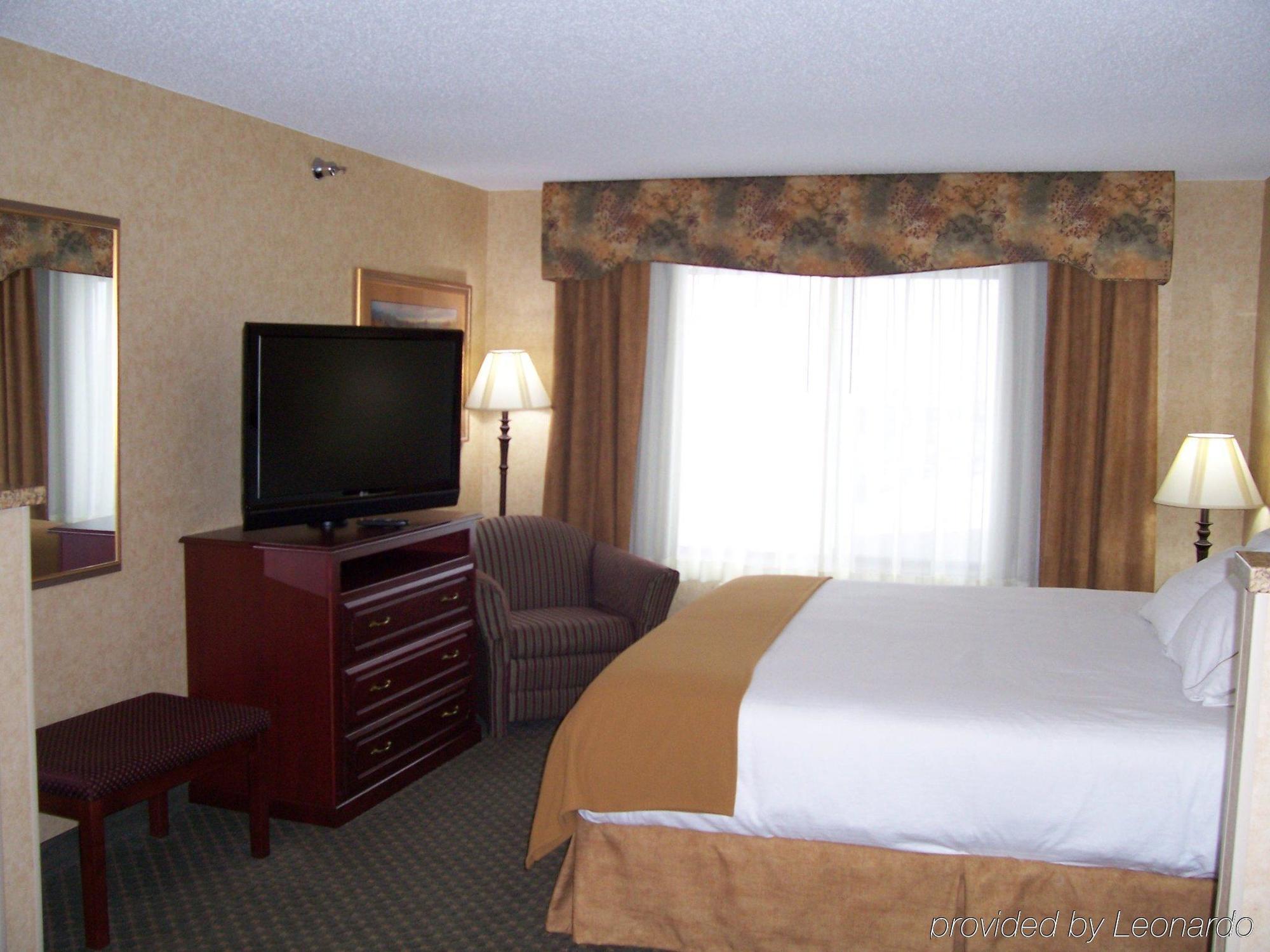 Holiday Inn Express Hotel & Suites Bismarck By Ihg Quarto foto